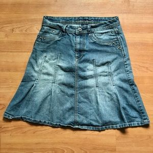 Vintage denim skirt